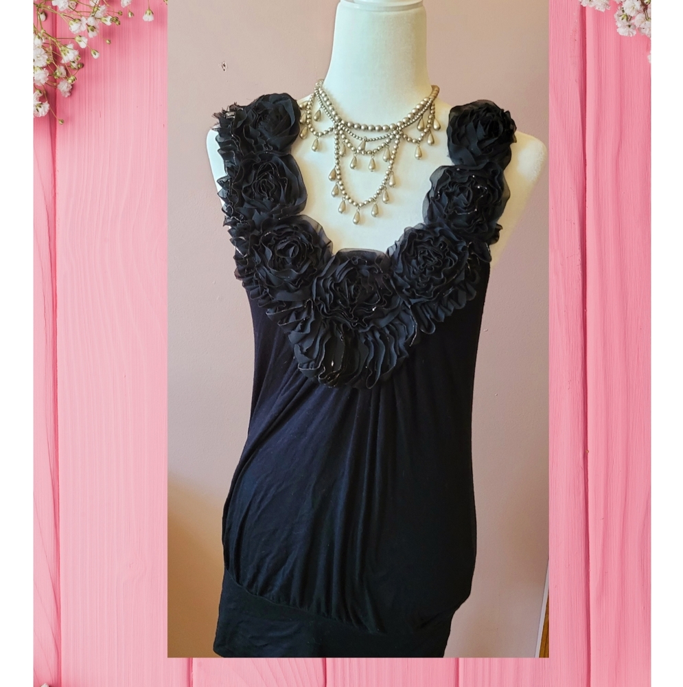 Black rosette blouse by Rue 21 - Picture 2 of 4